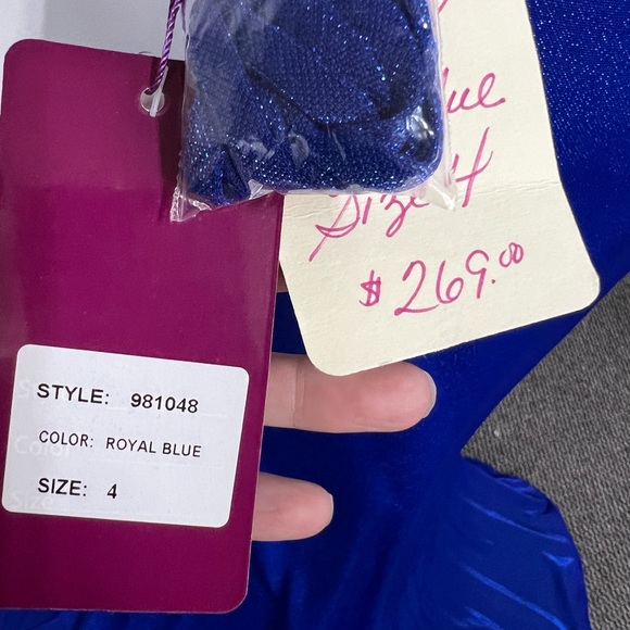 Lucci Lu stretch Metallic gown Royal Blue #981048 - Picture 5 of 6